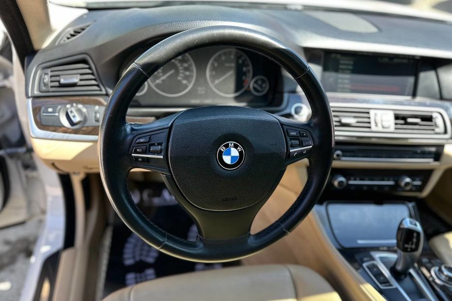 Продам BMW 528 F10 2013 года в Черновцах