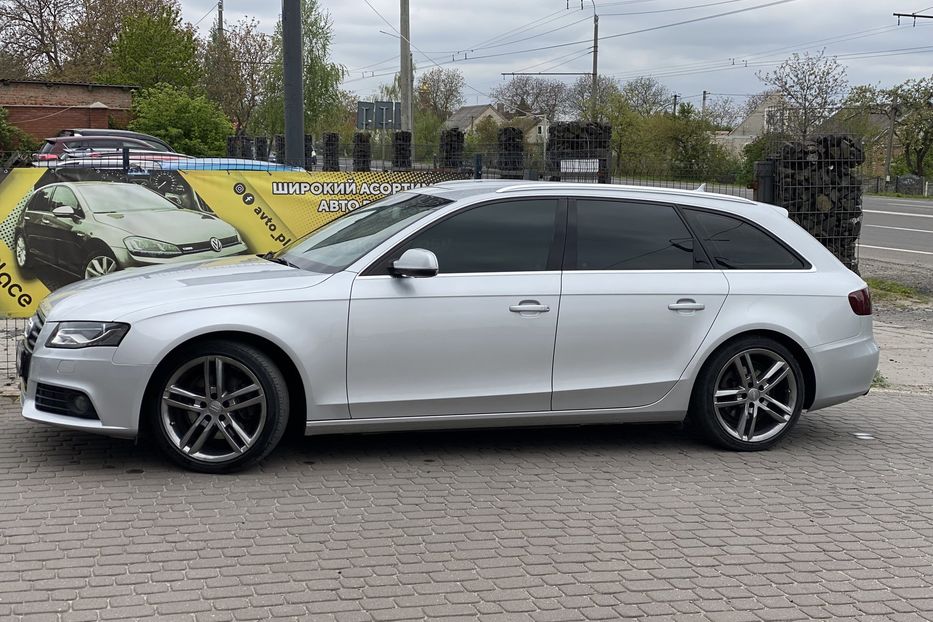 Продам Audi A4 2010 года в Луцке