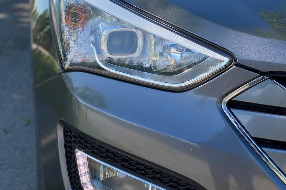 Продам Hyundai Santa FE 2014 года в Днепре