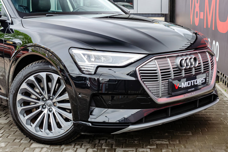 Продам Audi E-Tron 55 QUATTRO 2020 года в Киеве