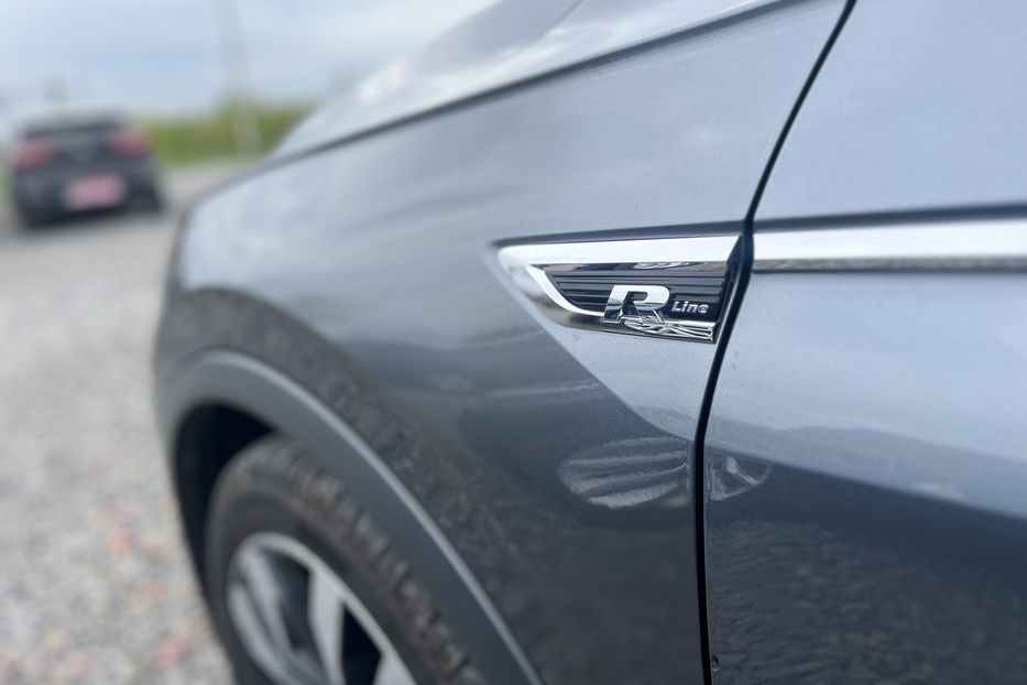 Продам Volkswagen Tiguan R-Line Allspace 4motion 2018 года в Львове