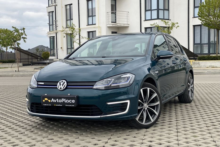 Продам Volkswagen e-Golf 2018 года в Луцке