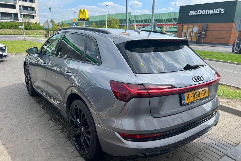 Продам Audi E-Tron 55 2020 года в Киеве