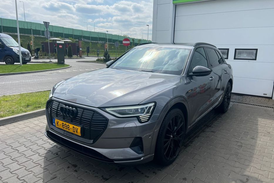 Продам Audi E-Tron 55 2020 года в Киеве