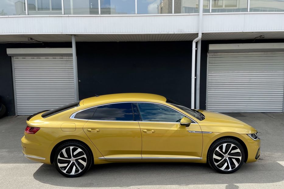 Продам Volkswagen Arteon R-Line 4MOTION 2018 года в Киеве