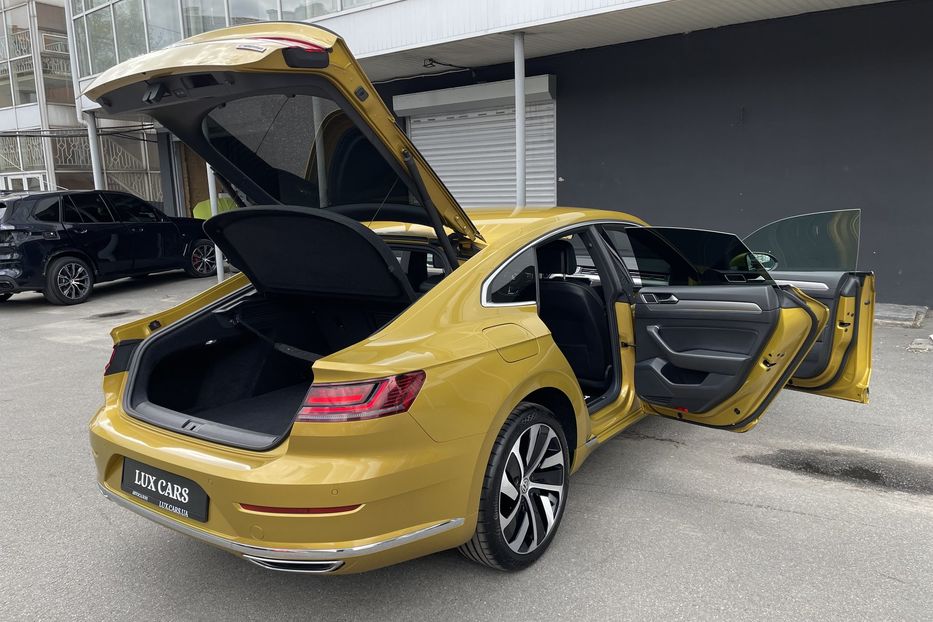 Продам Volkswagen Arteon R-Line 4MOTION 2018 года в Киеве