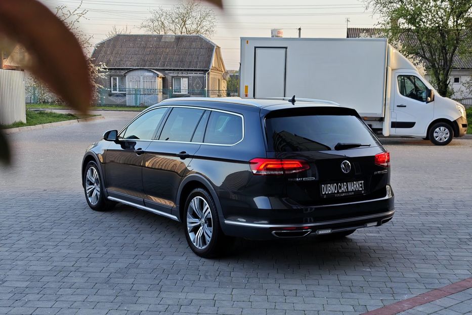 Продам Volkswagen Passat Alltrack 2.0 TDI 4Motion  2017 года в г. Дубно, Ровенская область