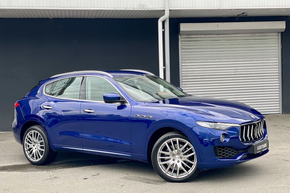 Продам Maserati Levante SQ4 2016 года в Киеве