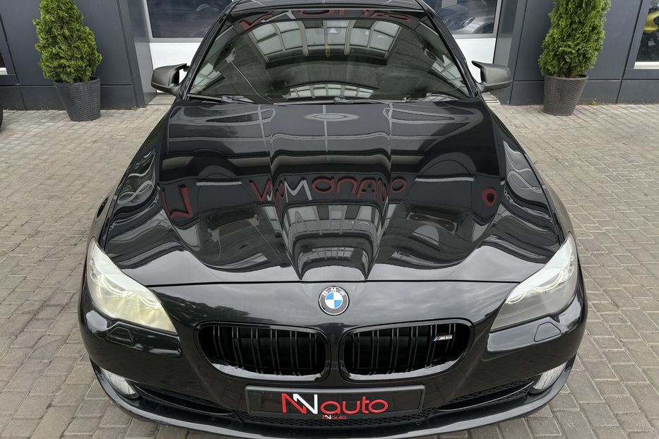 Продам BMW 520 2012 года в Одессе
