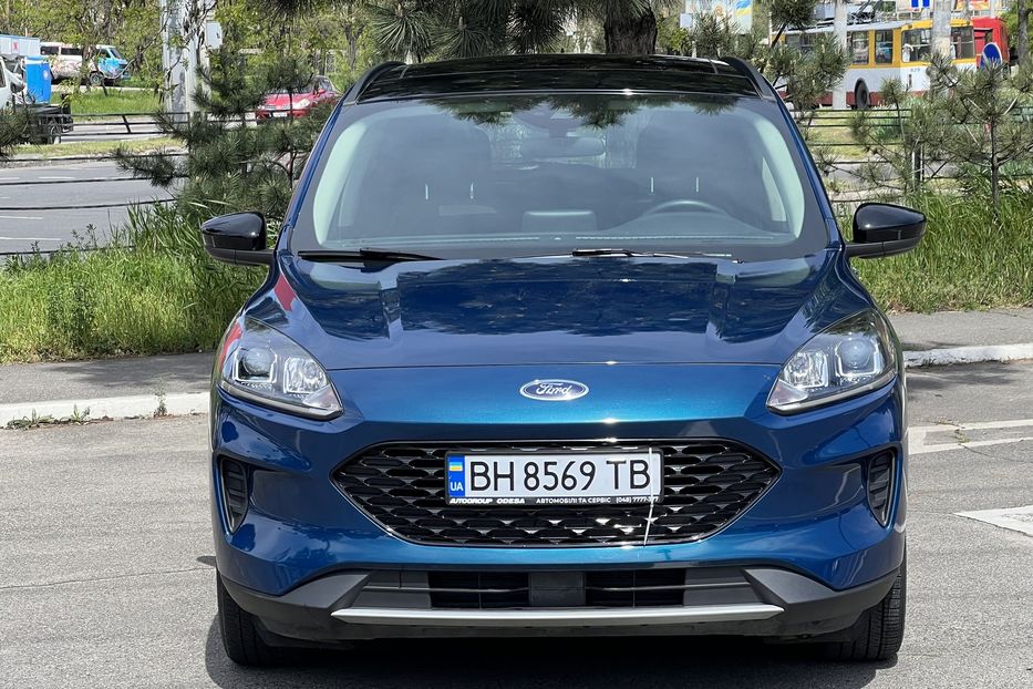 Продам Ford Escape Hybride  2020 года в Одессе