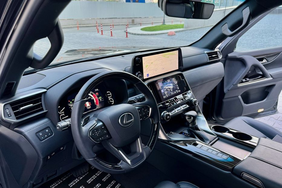 Продам Lexus LX 450 LX 500 NEW 2022 года в Киеве