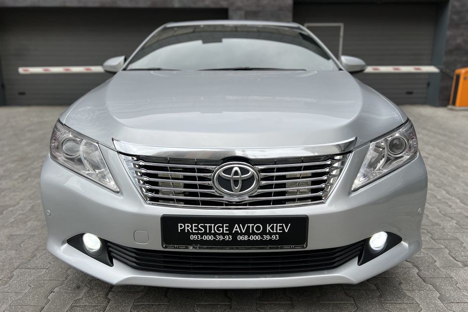 Продам Toyota Camry 2011 года в Киеве