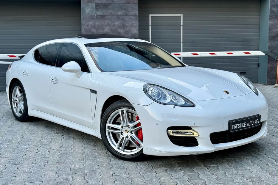 Продам Porsche Panamera TURBO 2011 года в Киеве