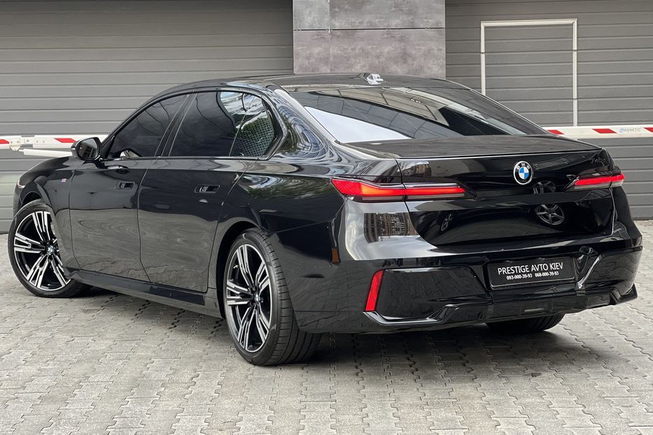 Продам BMW 740 M-Pack 2023 года в Киеве