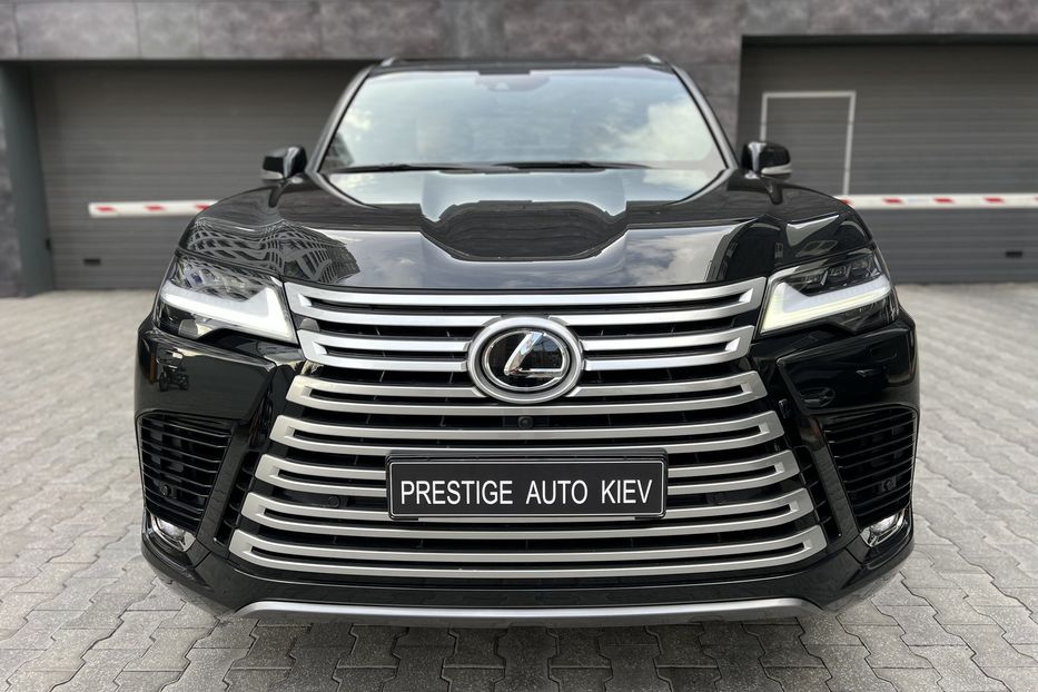 Продам Lexus LX 470 LX 500D 2022 года в Киеве