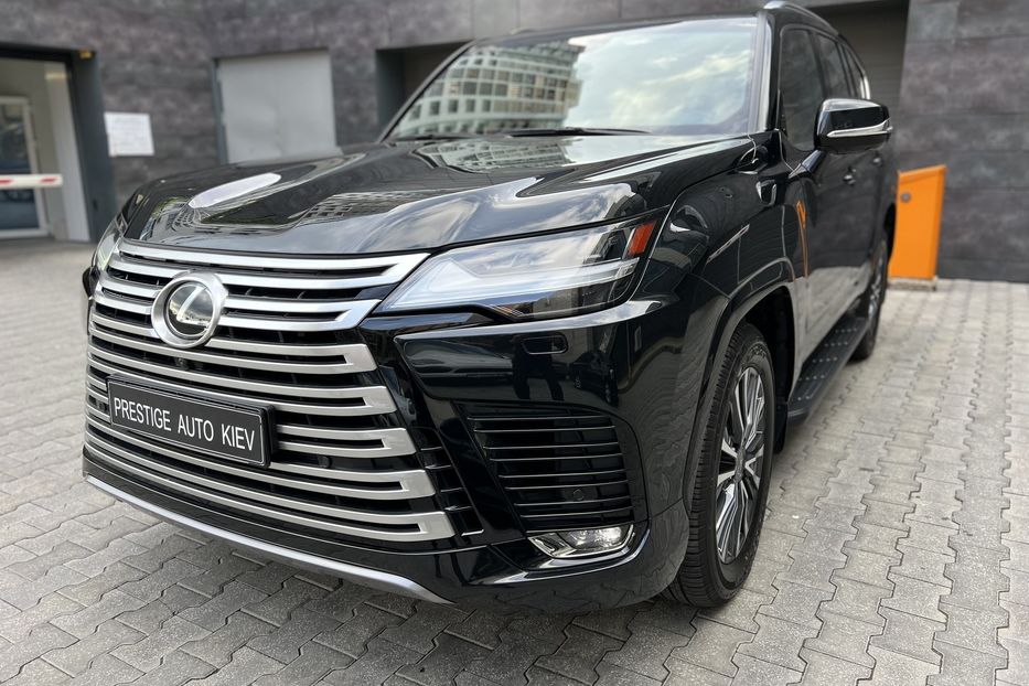 Продам Lexus LX 470 LX 500D 2022 года в Киеве