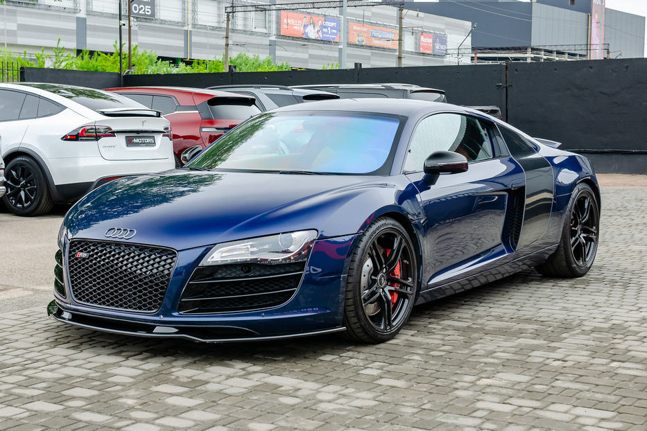 Продам Audi R8 V8 4.2 QUATTRO 2008 года в Киеве