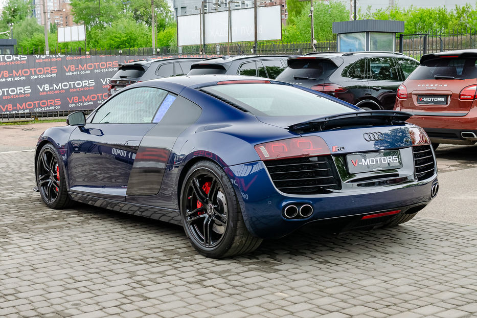 Продам Audi R8 V8 4.2 QUATTRO 2008 года в Киеве