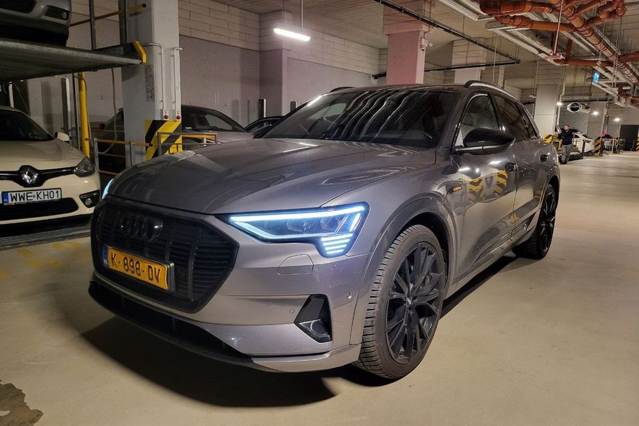 Продам Audi E-Tron 55 2020 года в Киеве