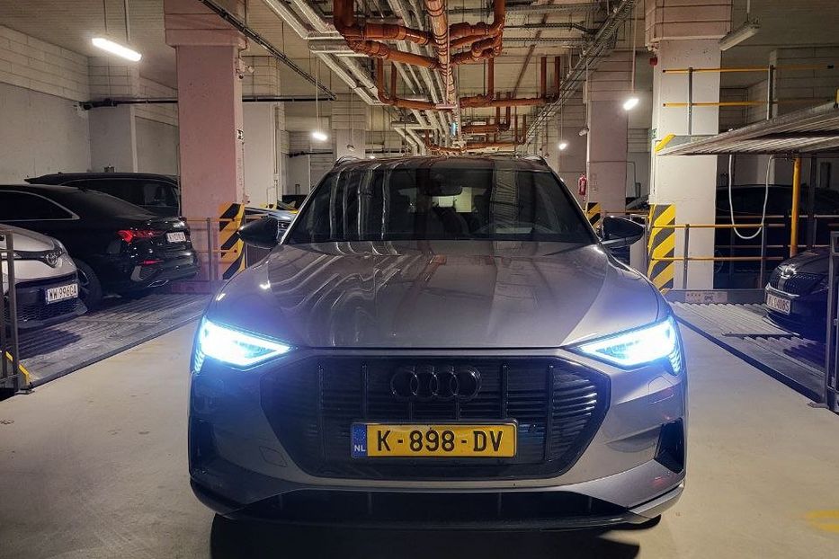 Продам Audi E-Tron 55 2020 года в Киеве