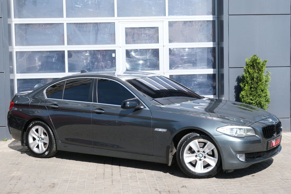Продам BMW 528 2013 года в Одессе