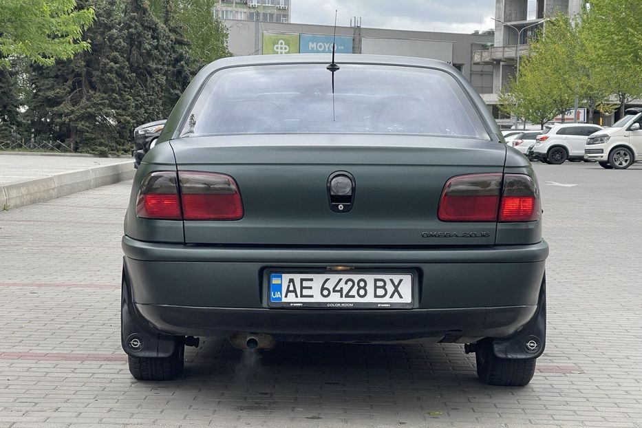 Продам Opel Omega 1996 года в Днепре