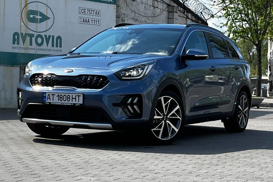 Продам Kia Niro 2020 года в Днепре