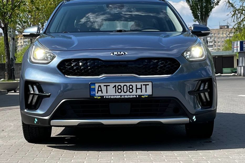 Продам Kia Niro 2020 года в Днепре