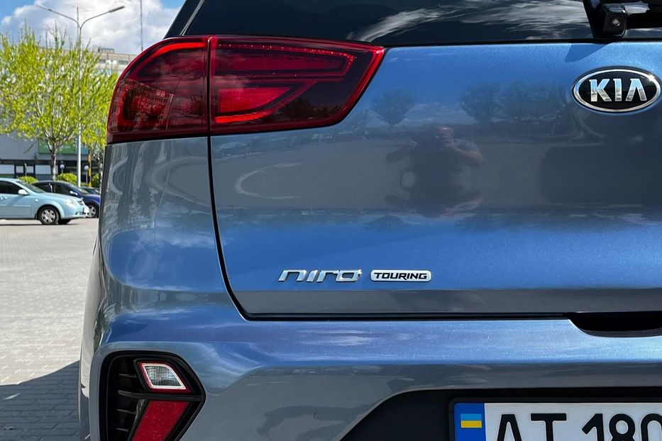 Продам Kia Niro 2020 года в Днепре