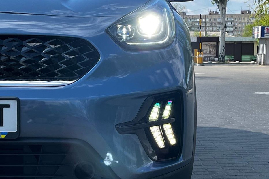 Продам Kia Niro 2020 года в Днепре