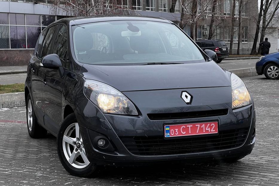 Продам Renault Grand Scenic 2010 года в Днепре