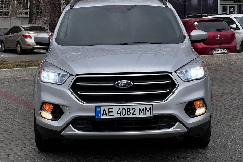 Продам Ford Escape 2018 года в Днепре