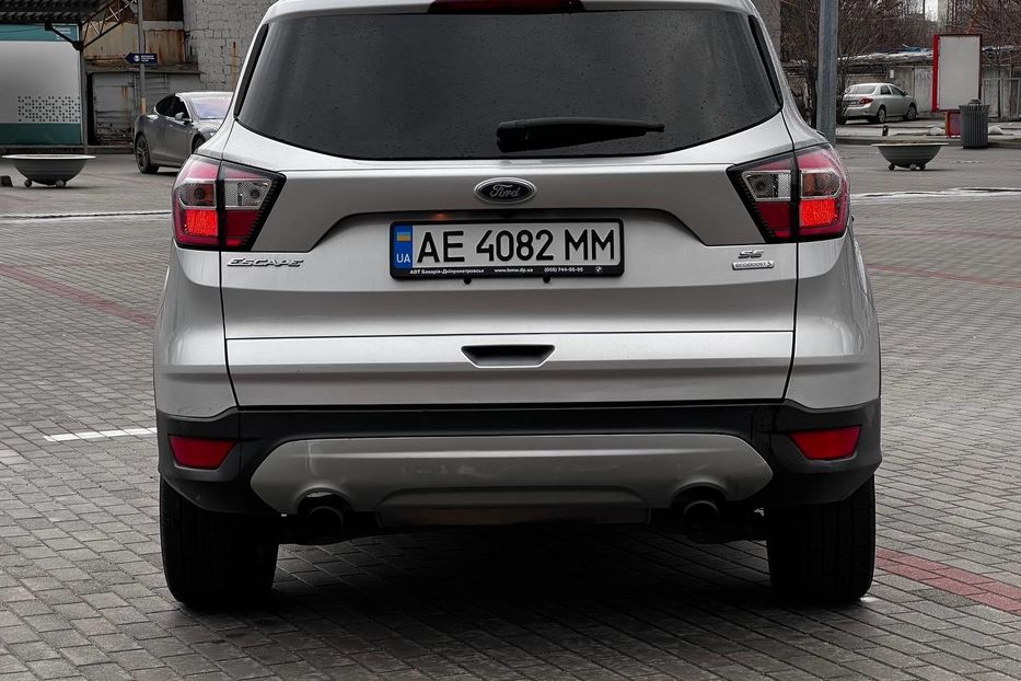 Продам Ford Escape 2018 года в Днепре