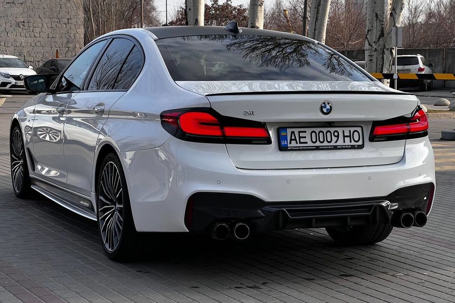 Продам BMW 520 2017 года в Днепре