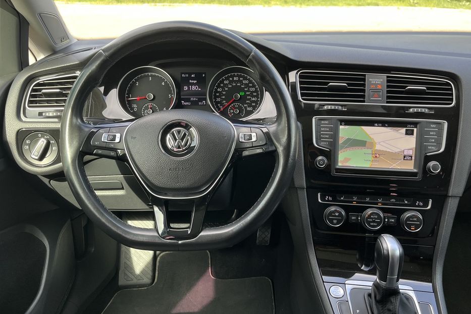 Продам Volkswagen Golf Variant Oficial 2.0 TDI 2015 года в Николаеве