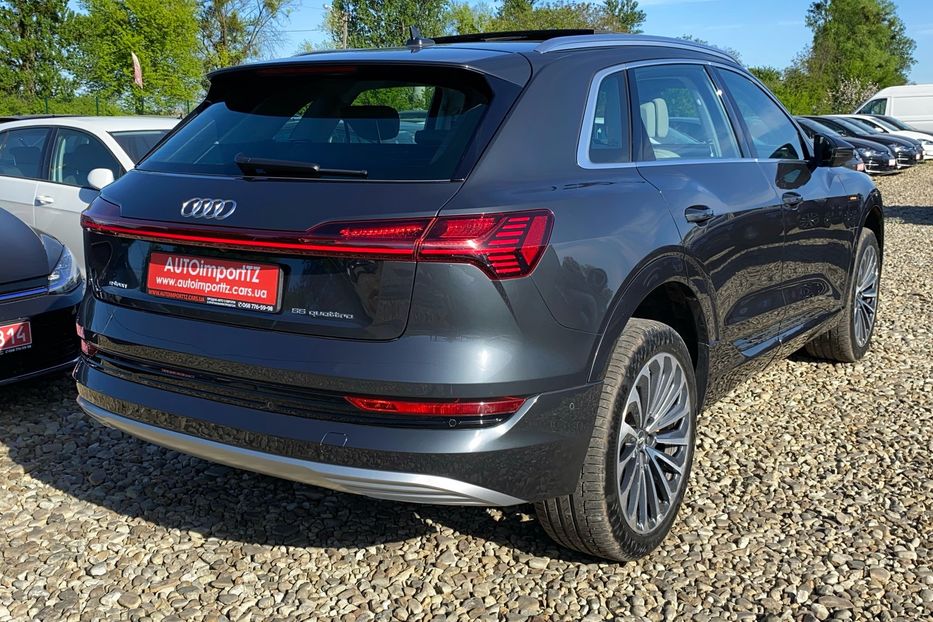 Продам Audi E-Tron 55 Максимальна комплектація 2020 года в Львове