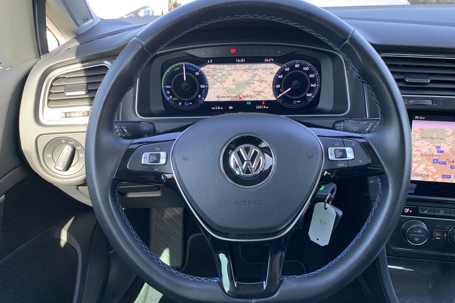 Продам Volkswagen e-Golf DYNAUDIO Камера +Колеса 2020 года в Львове