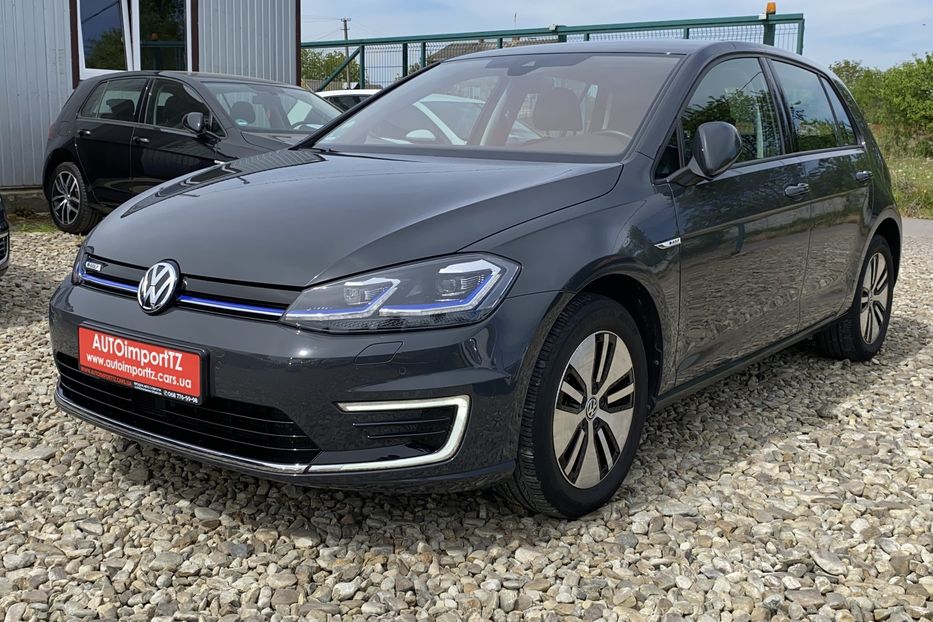 Продам Volkswagen e-Golf FULL LED, Кокпіт, Камера,Круїз 2021 года в Львове