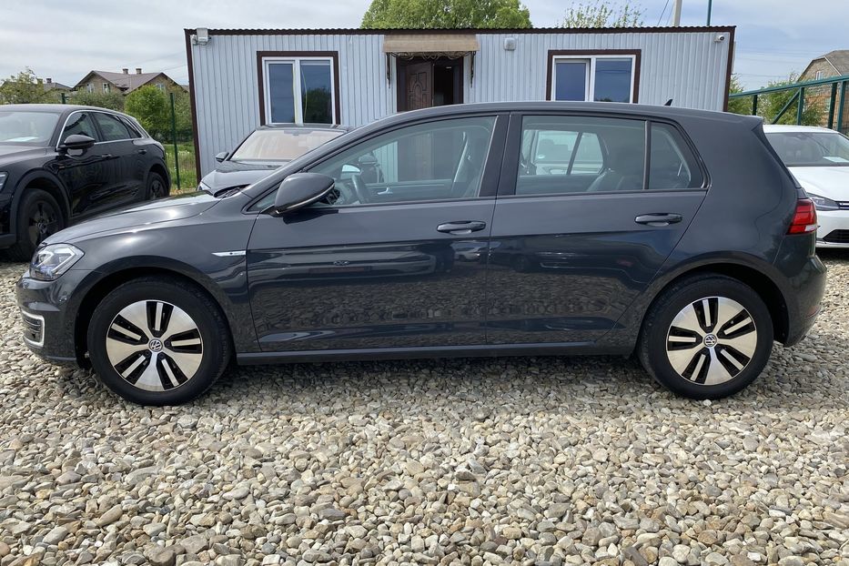 Продам Volkswagen e-Golf FULL LED, Кокпіт, Камера,Круїз 2021 года в Львове