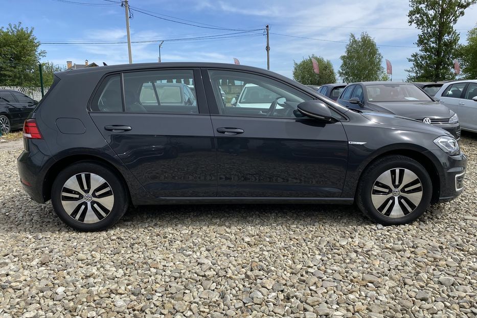 Продам Volkswagen e-Golf FULL LED, Кокпіт, Камера,Круїз 2021 года в Львове