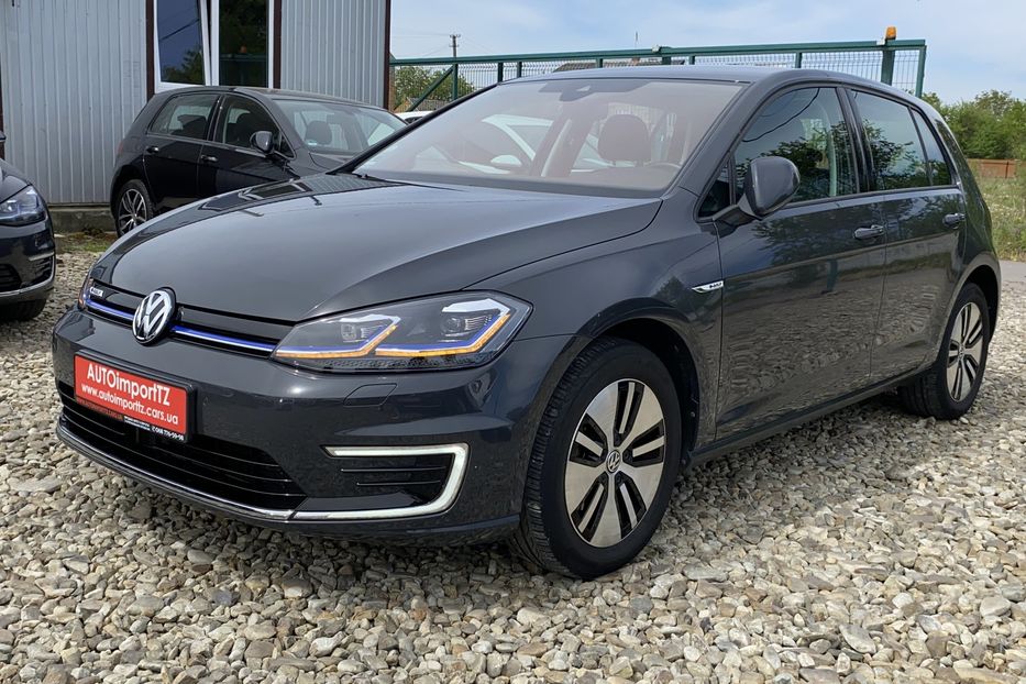 Продам Volkswagen e-Golf FULL LED, Кокпіт, Камера,Круїз 2021 года в Львове