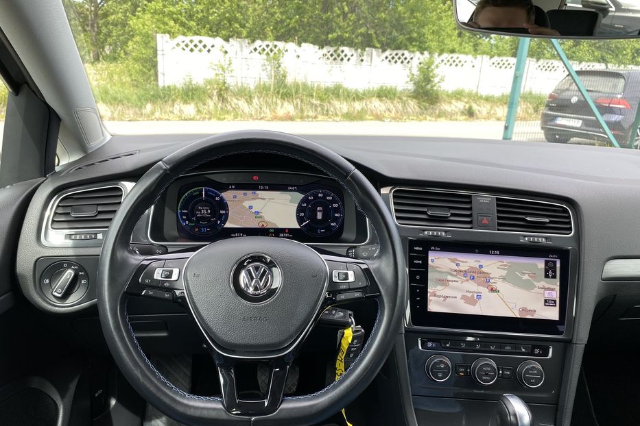 Продам Volkswagen e-Golf FULL LED, Кокпіт, Камера,Круїз 2021 года в Львове