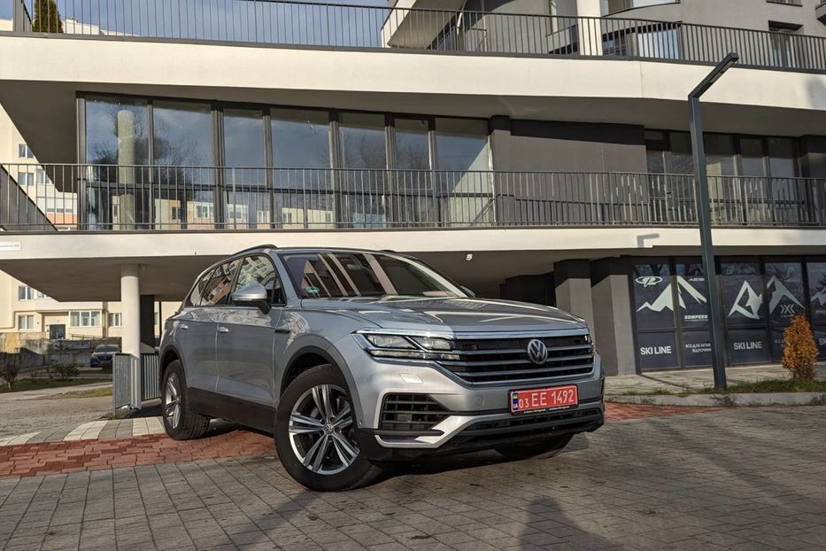 Продам Volkswagen Touareg  3.0 TDI SCR 210kW 2018 года в Львове