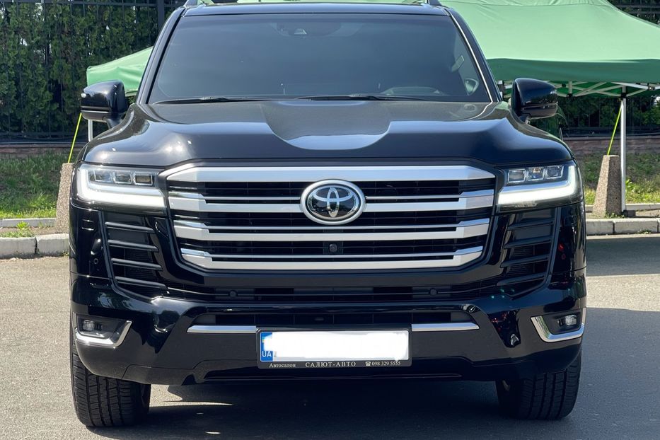 Продам Toyota Land Cruiser 300 70 Anniversary 2021 года в Киеве