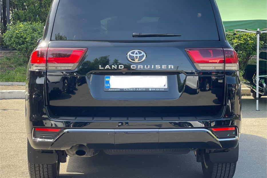 Продам Toyota Land Cruiser 300 70 Anniversary 2021 года в Киеве