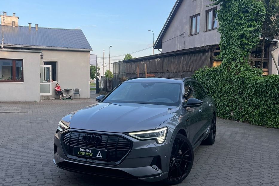 Продам Audi E-Tron 55 2020 года в Киеве