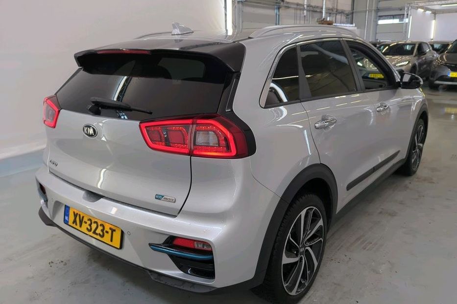 Продам Kia Niro Executive 64kWh SOH 100% 2019 года в Тернополе