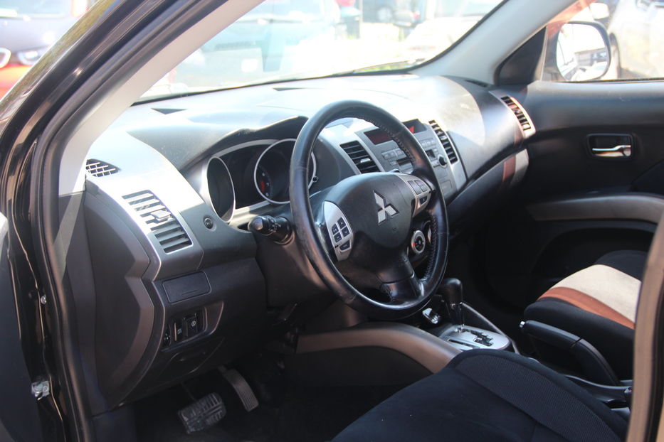 Продам Mitsubishi Outlander XL 2008 года в Одессе