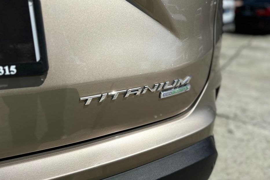 Продам Ford Edge Titanium 2020 года в Черновцах