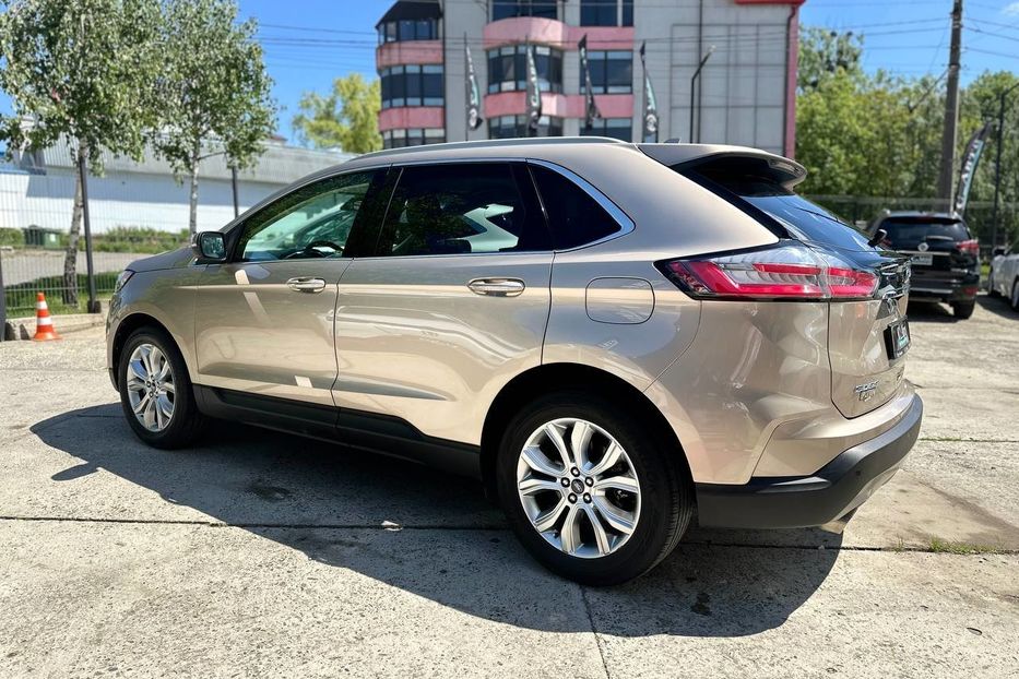 Продам Ford Edge Titanium 2020 года в Черновцах